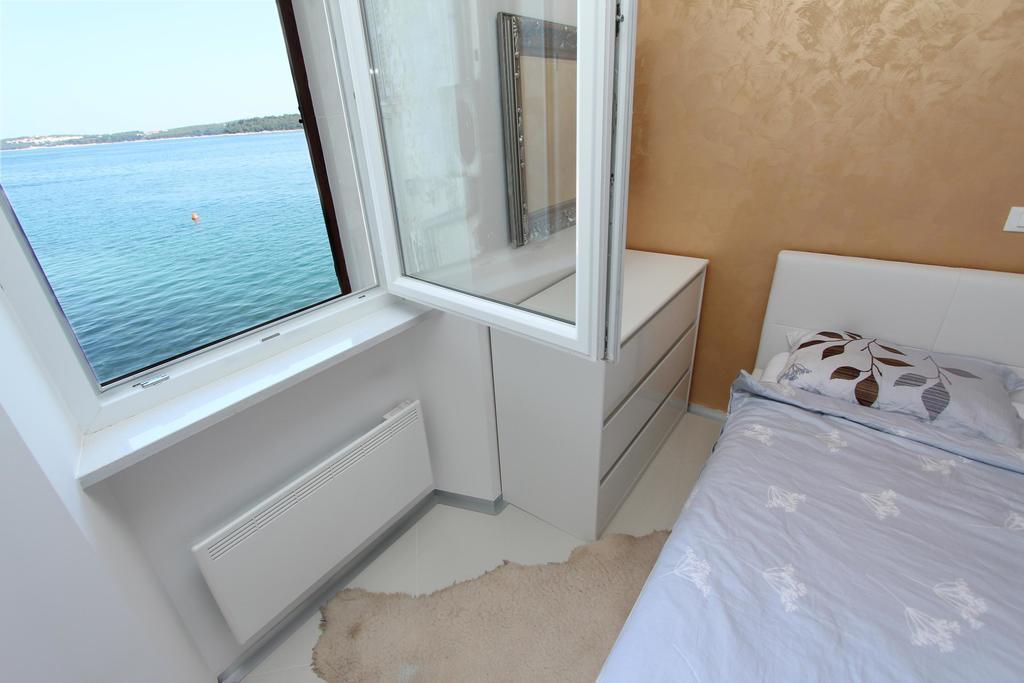 Apartment Edi Rovinj Kamer foto